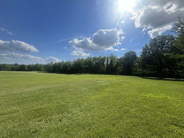 255 Briarwood Drive, Newark, OH 43055