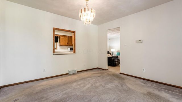 255 Briarwood Drive, Newark, OH 43055