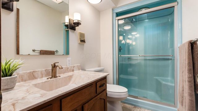 255 Briarwood Drive, Newark, OH 43055