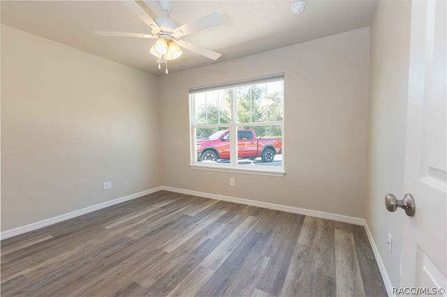1342 Cottage Circle, Tavares, FL 32778