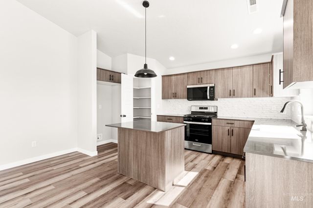 12777 Ropers St, Nampa, ID 83651