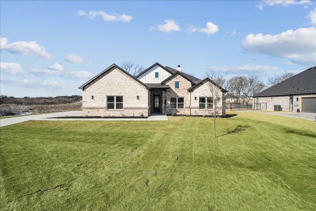 340 Slimp Bluff, Azle, TX 76020