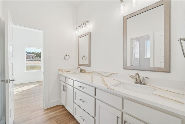 340 Slimp Bluff, Azle, TX 76020