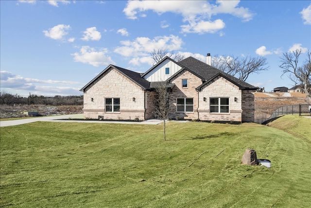340 Slimp Bluff, Azle, TX 76020