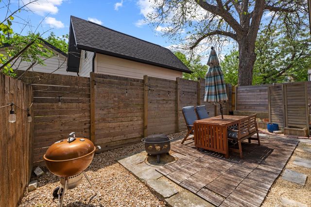 1907 E 20th ST, Austin, TX 78722