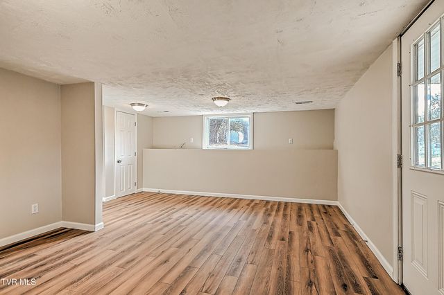 918 South Cedar Avenue, Elizabethton, TN 37643