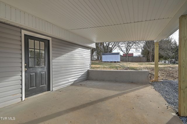 918 South Cedar Avenue, Elizabethton, TN 37643