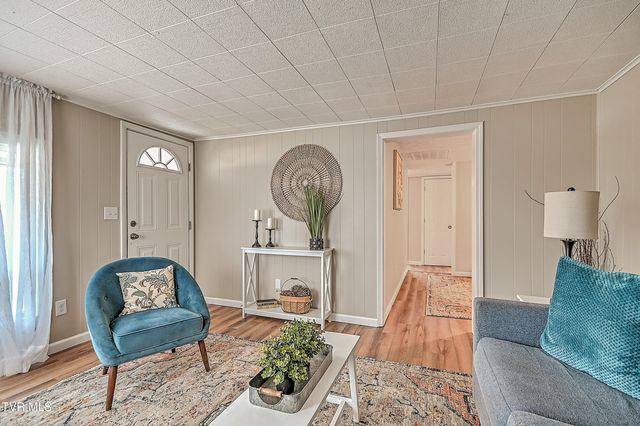 918 South Cedar Avenue, Elizabethton, TN 37643