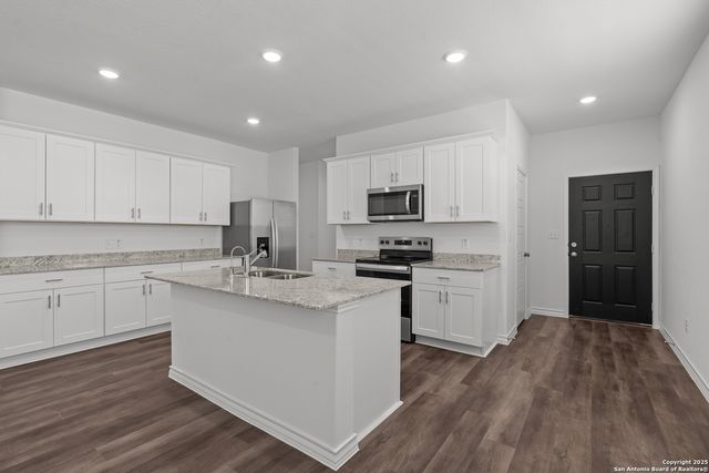 5151 Bay Breeze, San Antonio, TX 78245