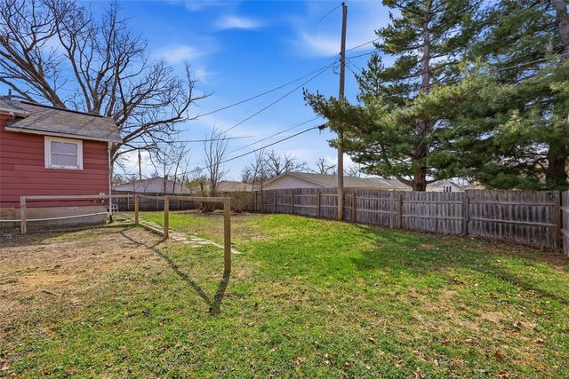 1240 14th Street, Marion, IA 52302