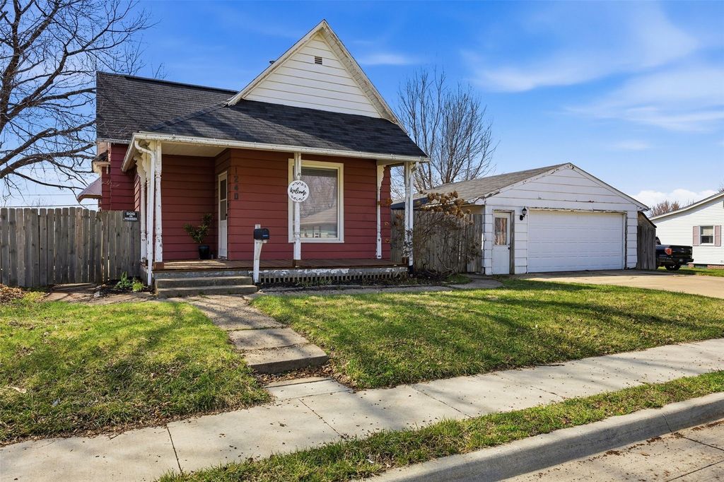 1240 14th Street, Marion, IA 52302