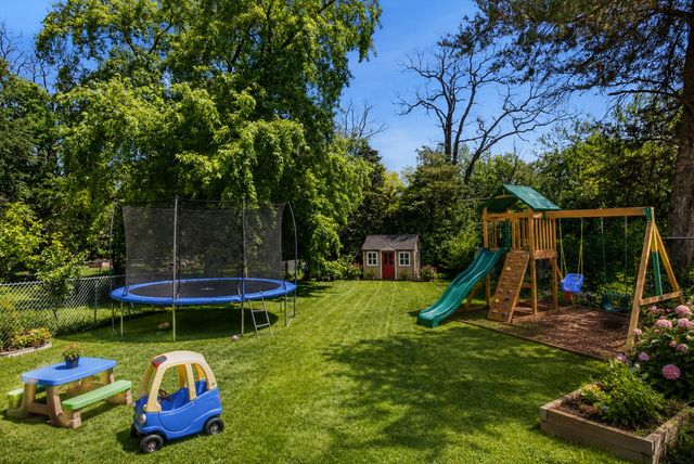 10831 S Longwood Drive, Chicago, IL 60643