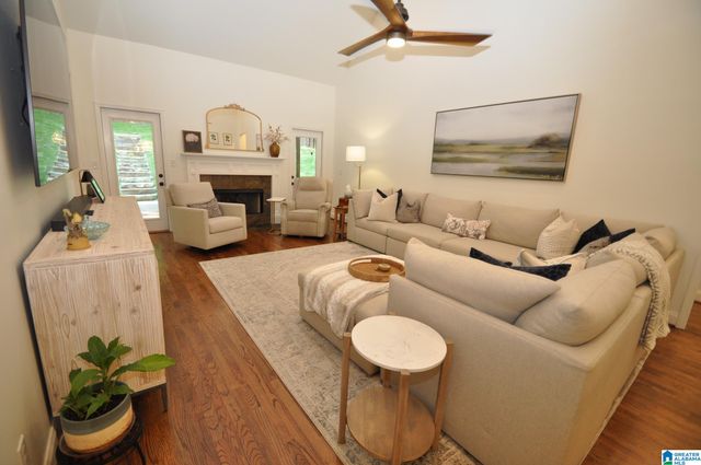 105 QUARTER HORSE LANE, Alabaster, AL 35007