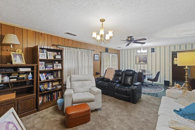 168 Coleman Rd, Dothan, AL 36301