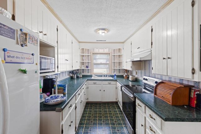 168 Coleman Rd, Dothan, AL 36301