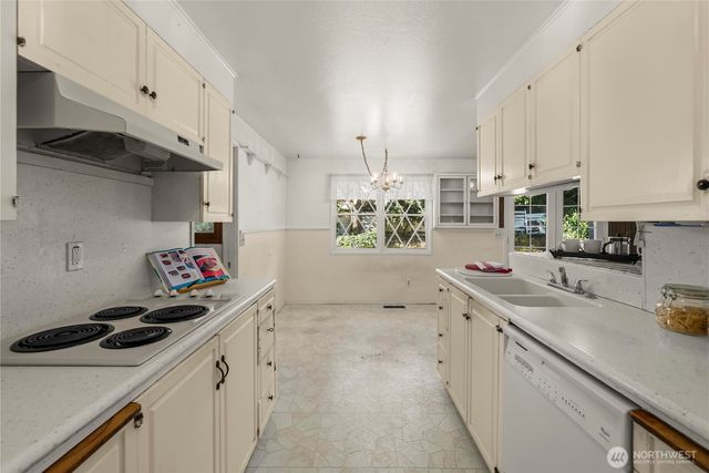 3129 Sylvia Boulevard S, Lakewood, WA 98499