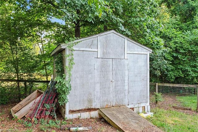 3750 NC Highway 150, Reidsville, NC 27320