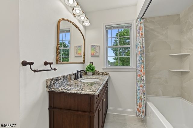 6 Varnon Ct, Hillsborough Twp., NJ 08844