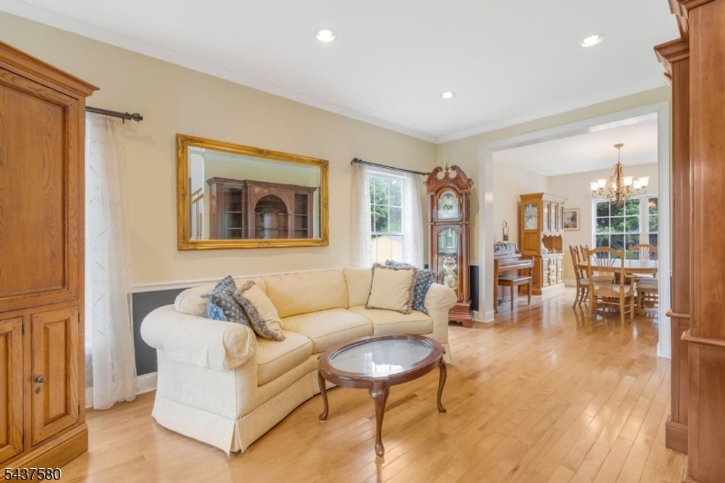 6 Varnon Ct, Hillsborough Twp., NJ 08844 — photo 4