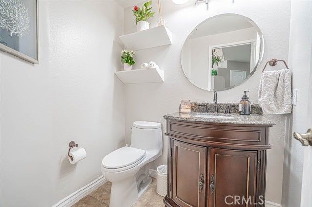 28655 Greenwood Pl, Castaic, CA 91384