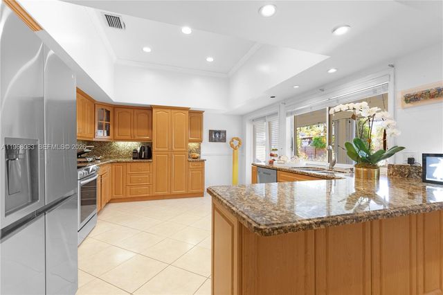 5253 NW 94th Doral Pl 5253, Doral, FL 33178