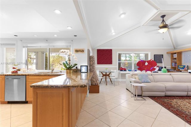 5253 NW 94th Doral Pl 5253, Doral, FL 33178