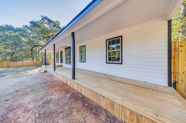 24759 Country Oaks Boulevard, Montgomery, TX 77316
