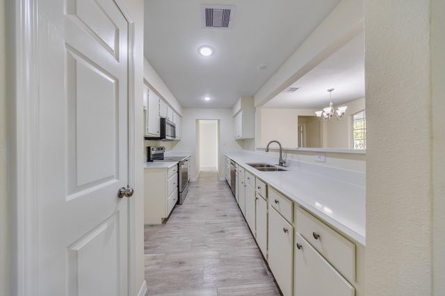 24759 Country Oaks Boulevard, Montgomery, TX 77316