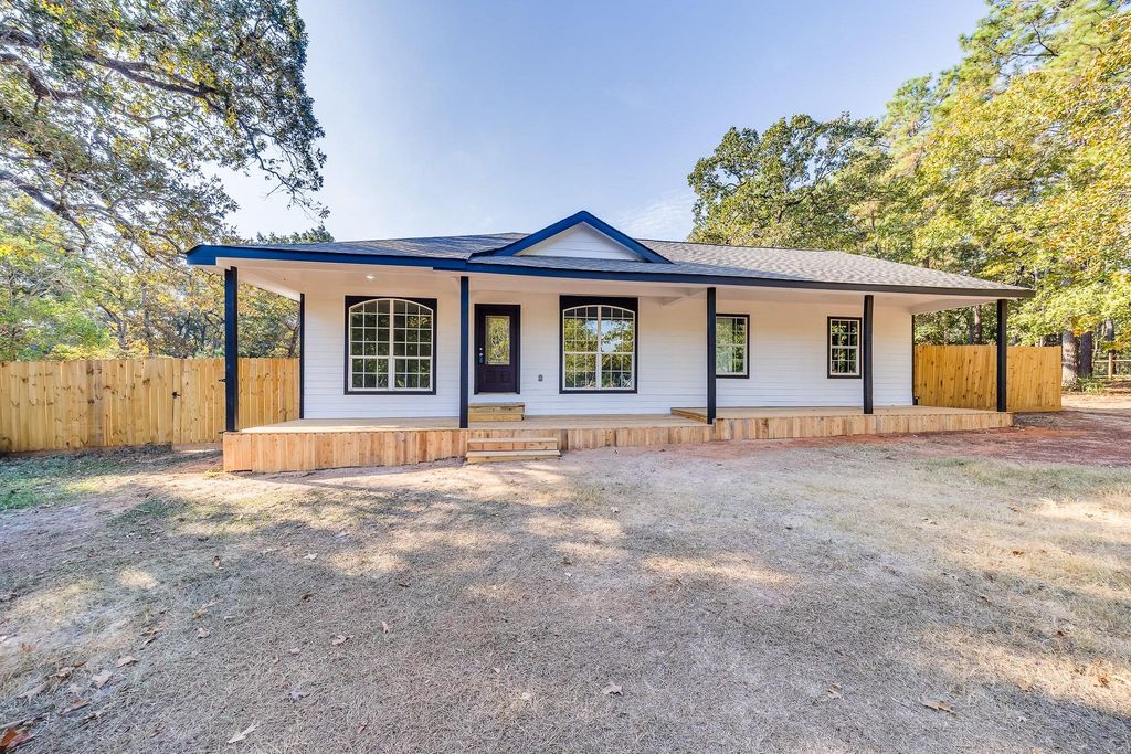 24759 Country Oaks Boulevard, Montgomery, TX 77316