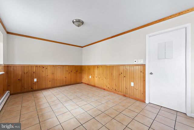 28 MEMORIAL DR, Barnegat, NJ 08005