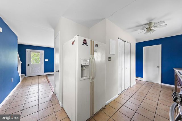 28 MEMORIAL DR, Barnegat, NJ 08005