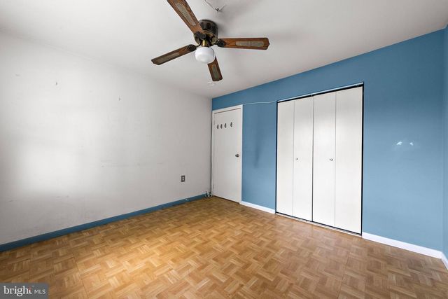 28 MEMORIAL DR, Barnegat, NJ 08005