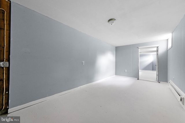 28 MEMORIAL DR, Barnegat, NJ 08005