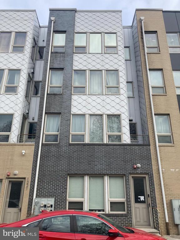 1219 NOBLE ST, Philadelphia, PA 19123