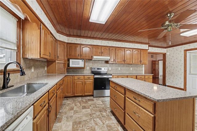 788 N Main Street, Mocksville, NC 27082