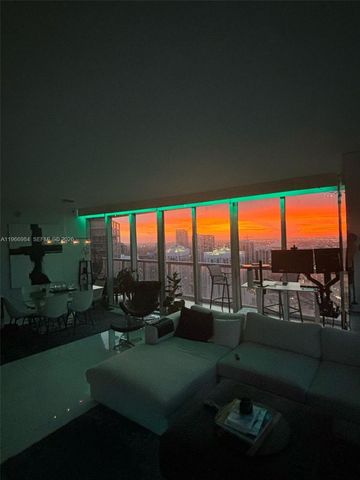 465 Brickell Ave 4802, Miami, FL 33131