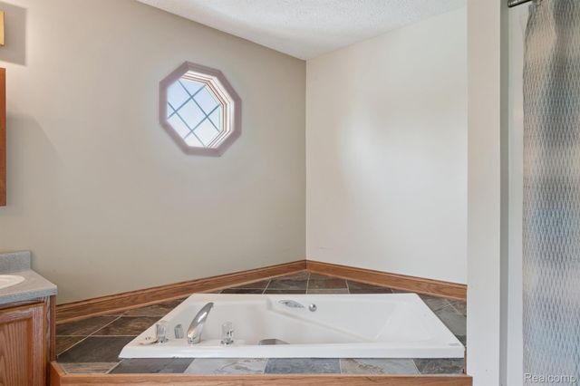 3873 Dexter Trail, Stockbridge Township, MI 49285