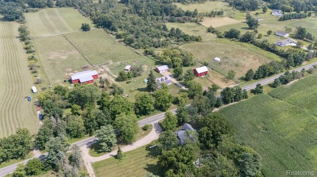 3873 Dexter Trail, Stockbridge Township, MI 49285