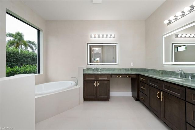 23412 Sanabria LOOP, Bonita Springs, FL 34135