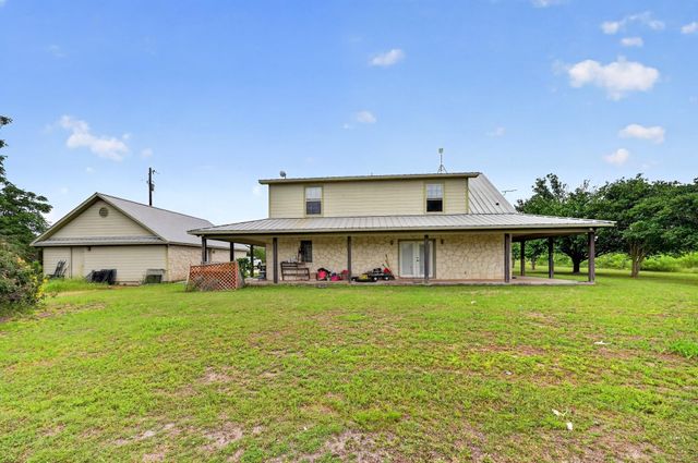 1410 County Road 258, Bertram, TX 78605