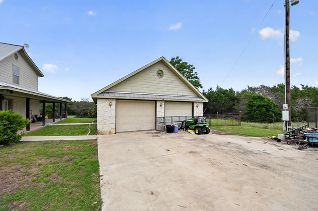 1410 County Road 258, Bertram, TX 78605