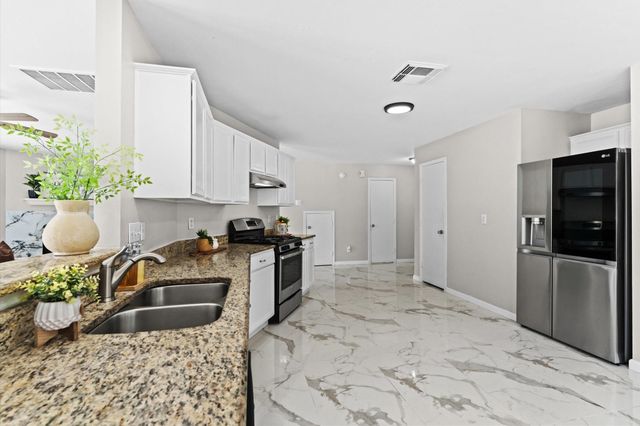 16102 Mesa Boulevard, Humble, TX 77396