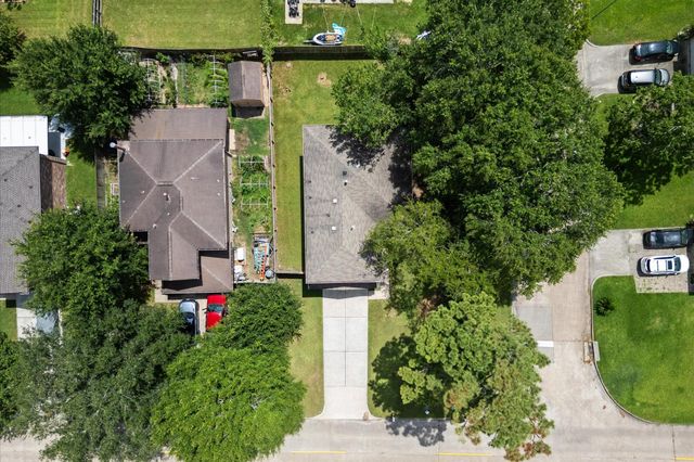 16102 Mesa Boulevard, Humble, TX 77396