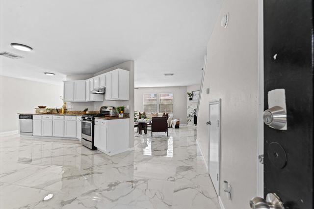 16102 Mesa Boulevard, Humble, TX 77396