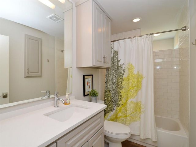 7814 Mullen DR B, Austin, TX 78757