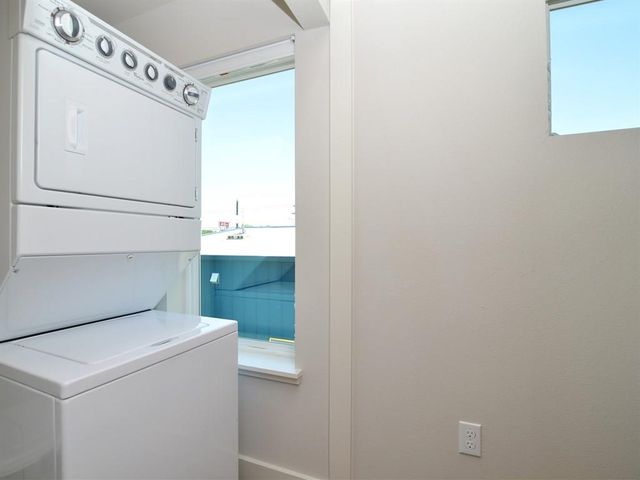 7814 Mullen DR B, Austin, TX 78757