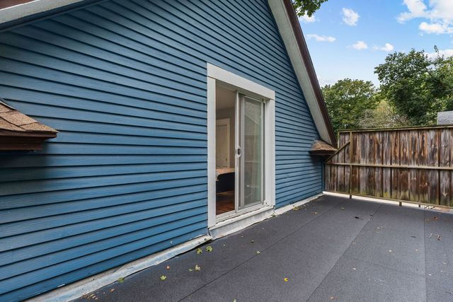 1415 Jersey Ridge Road, Davenport, IA 52803
