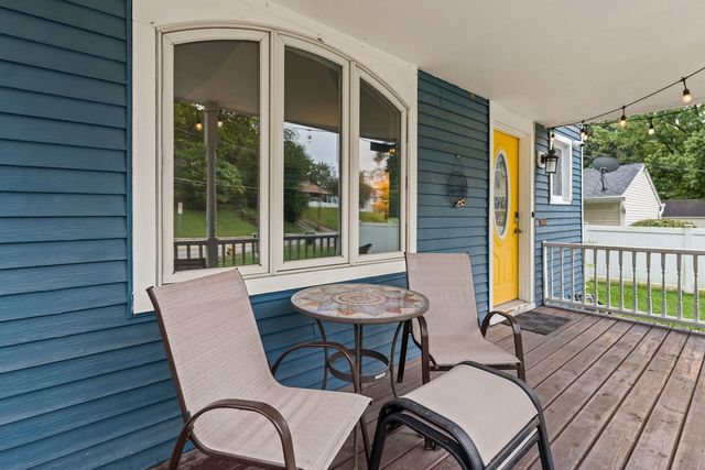 1415 Jersey Ridge Road, Davenport, IA 52803