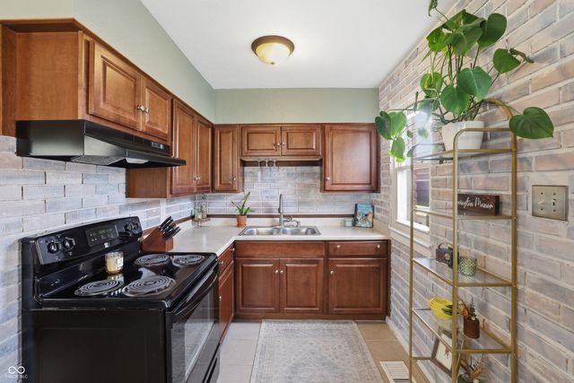 456 S Catherwood Avenue, Indianapolis, IN 46219