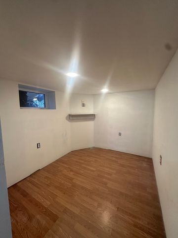 78 Garfield St 1, Chelsea, MA 02150